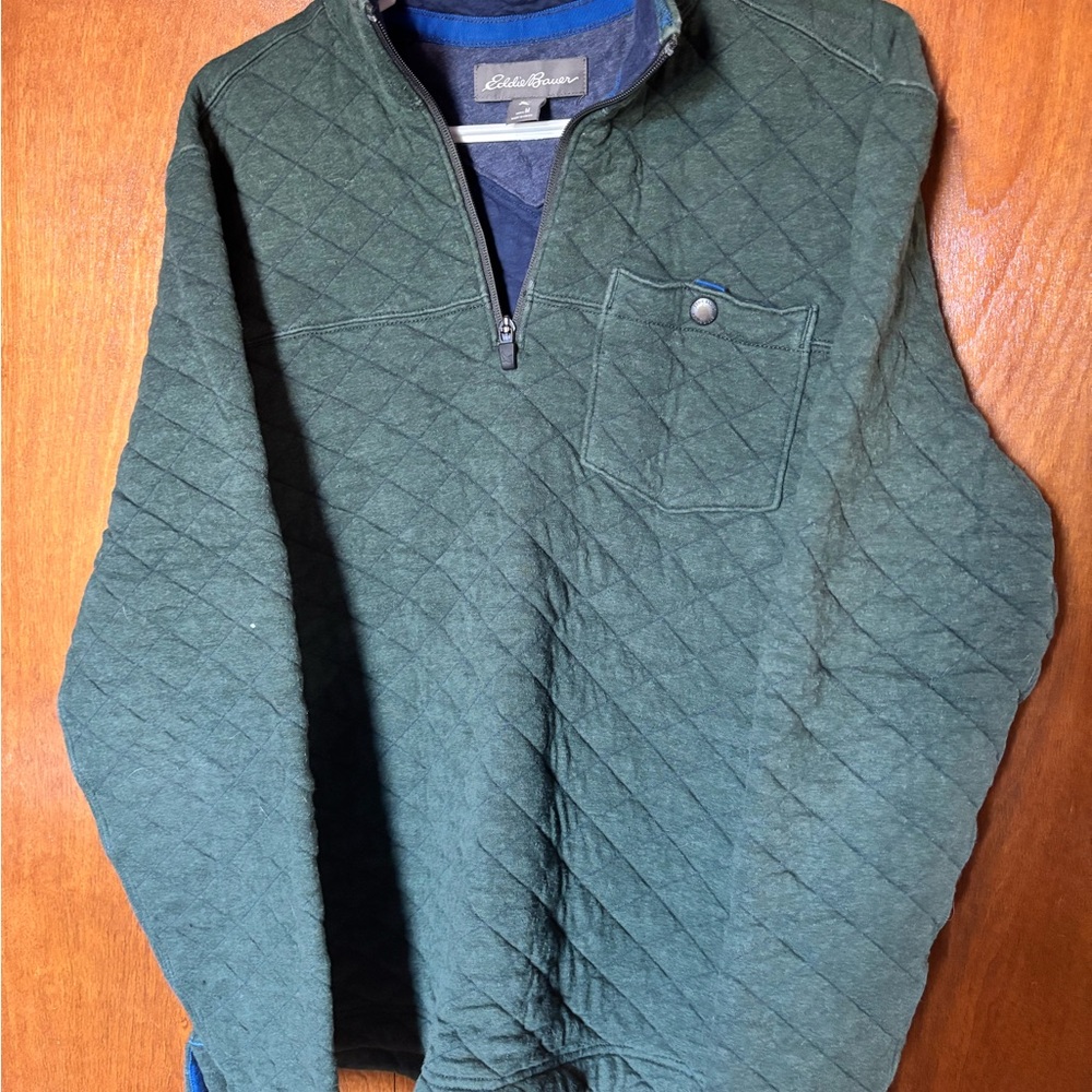 Eddie Bauer Men's Forest Green Quilted Pullover
